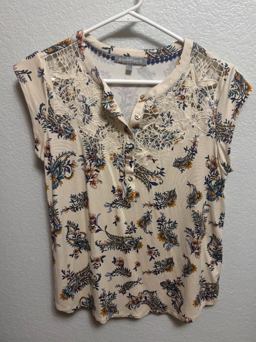 Daniel Rainn Paisley Floral Lace Yoke Top Size Small Cream Navy Boho